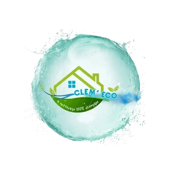 Nettoyage de la terrasse avec balustrade &eacute;lectrique - nettoyeur de pont professionnel sur la surface en bois de la terrasse, planches de bois avant et apr&egrave;s pon&ccedil;age